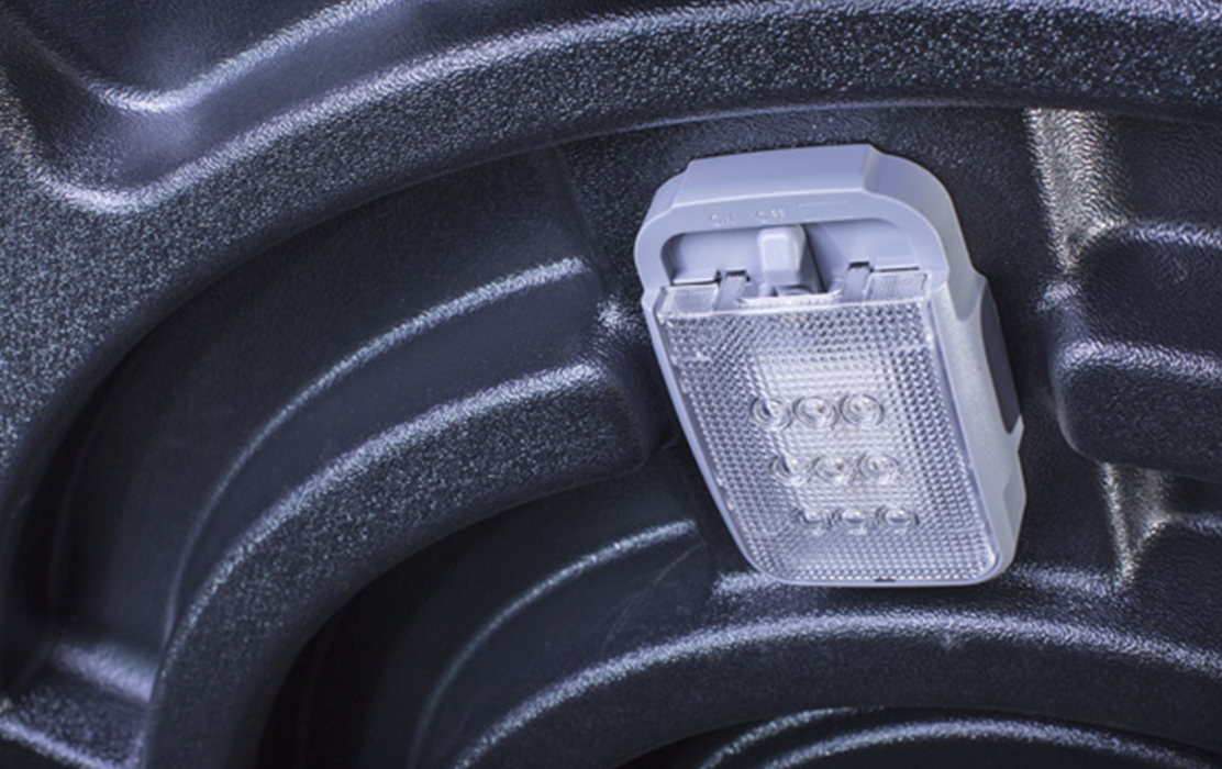 Aeroklas Deck Cover Manual Lift up for Isuzu Dmax